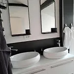 Ohana Apartman *