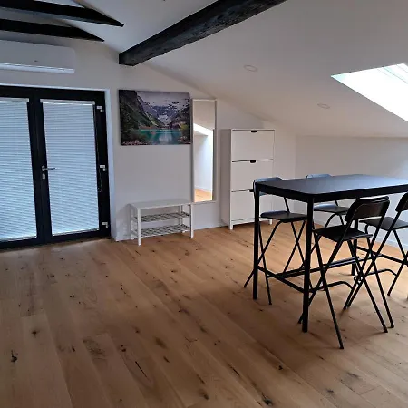 Ohana Apartment